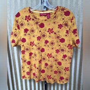 Gloria Vanderbilt Flowered Shorty Tee